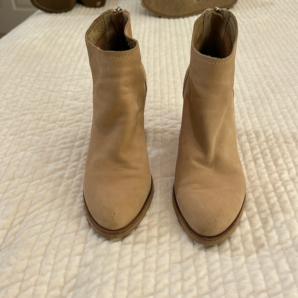 Dolce vita boots